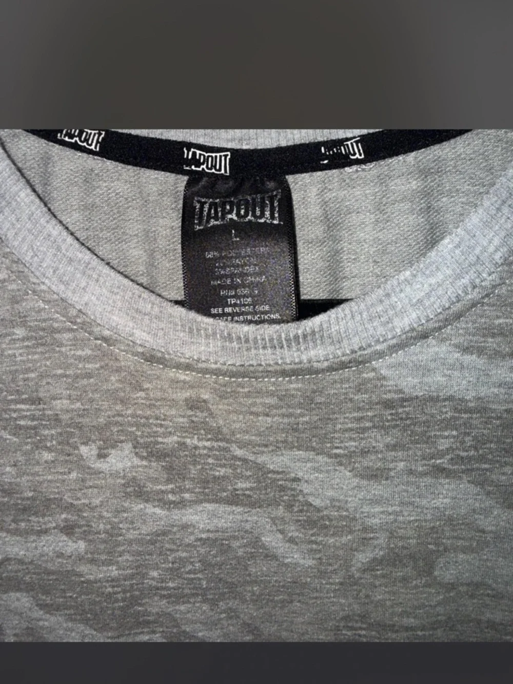 Women’s Gray Camo Short-Sleeve Crewneck Shirt large - Picture 3 of 5